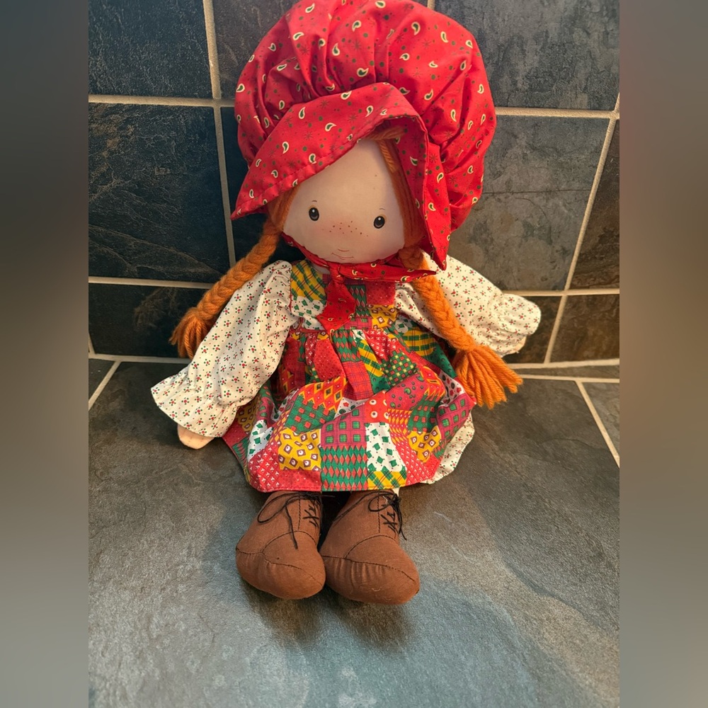 Vintage 1988 Holiday Edition Collection Hollie Hobbie doll